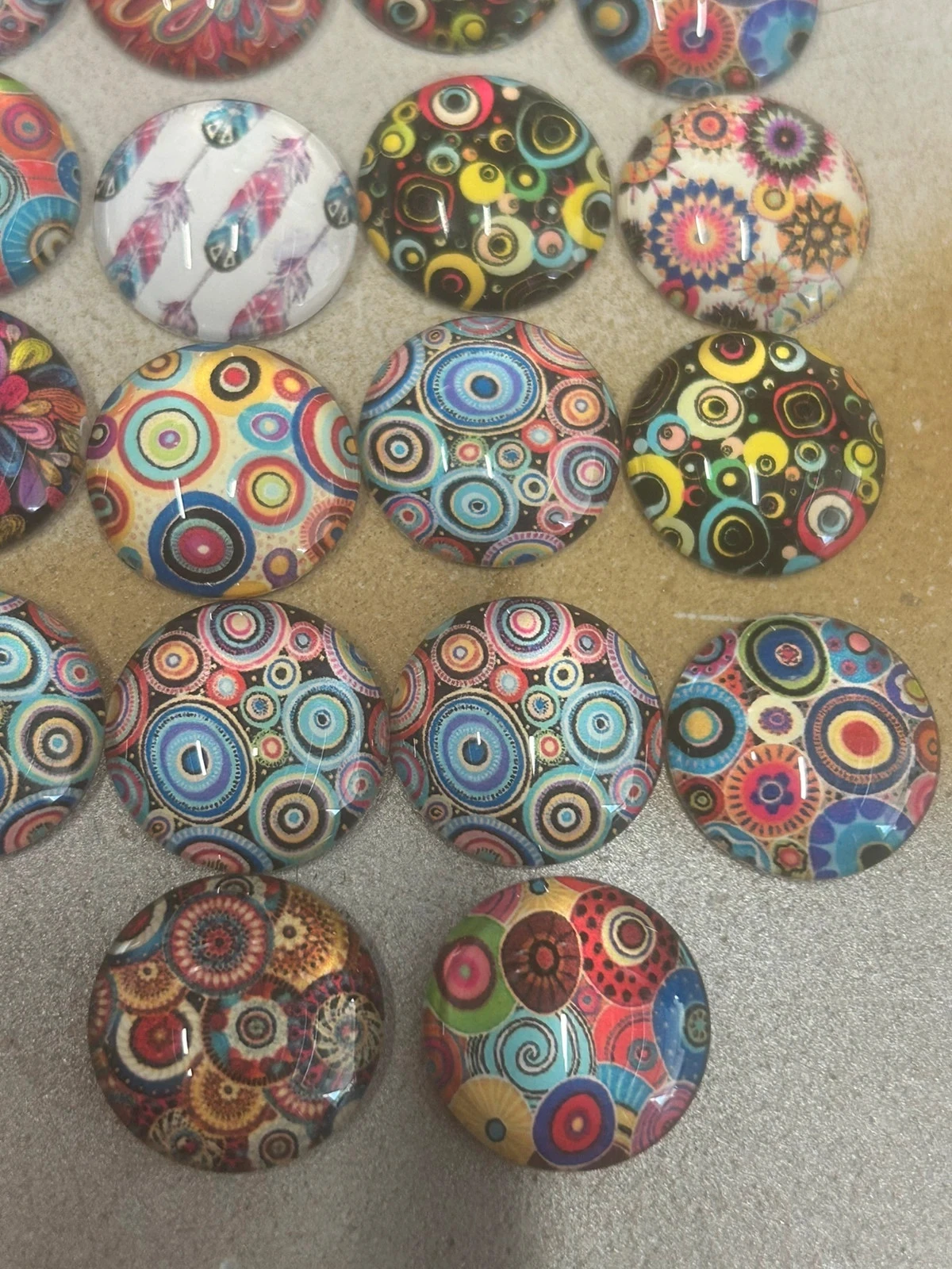 Lot de 18 cabochons à motifs en verre de 18mm – photo 3